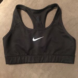 Women’s Nike Black Sports Bra Size Small